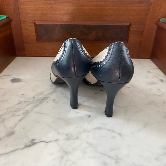 Two tone vintage style leather oxford heels - Picture 5 of 7